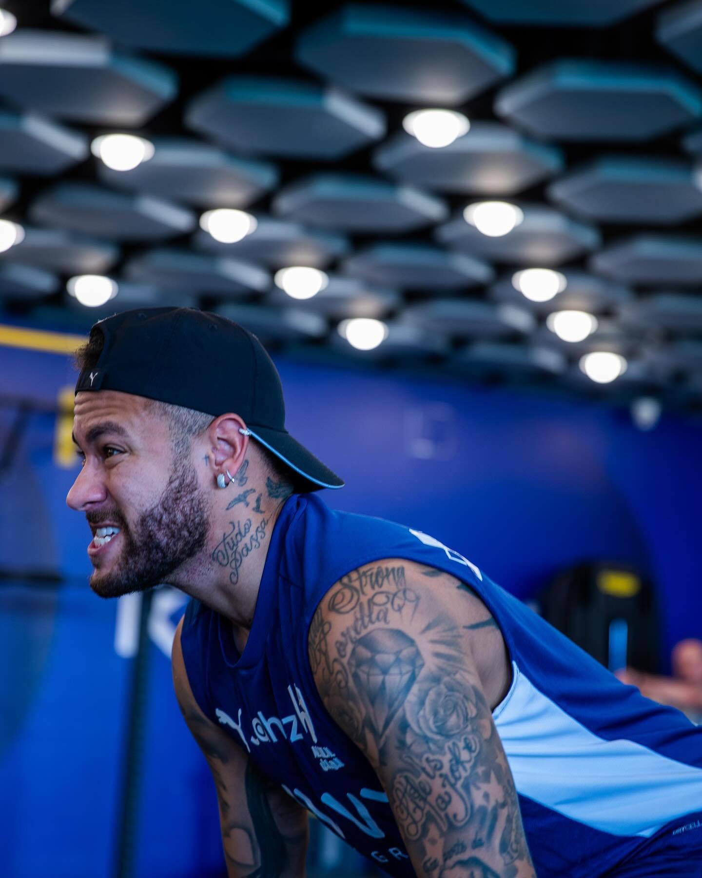 孔蒂：下半场我们本可以表现得更好；对比赛过程感到满意（孔蒂：比赛过程让我满意，但下半场还有提升空间）