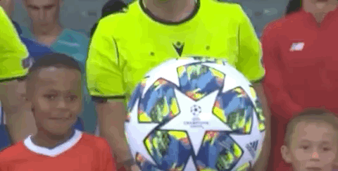 连救4个局点轰6-0！王曼昱打出窒息逆转，第三局直接打崩对手