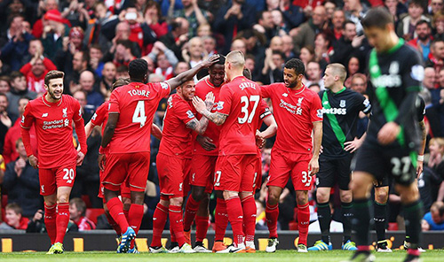 西媒：黄潜战巴萨8人确定缺阵2人存疑，排兵布阵面临困难（西媒：黄潜战巴萨8人铁定缺席、2人出战成疑，排兵布阵捉襟见肘）