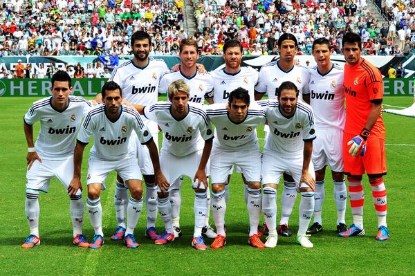 塞内加尔非洲杯大名单：雅克松、马内、海港旧将恩迪亚耶在列（塞内加尔公布非洲杯名单：马内、雅克松及前海港球员恩迪亚耶入选）