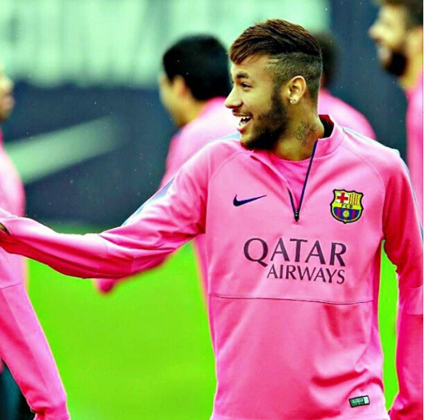 12名球星身价暴跌！皇马崩盘引发连锁反应，贝林厄姆2亿身价也难保（皇马崩盘引发转会震荡：12大球星身价集体跳水，贝林厄姆2亿恐难守）