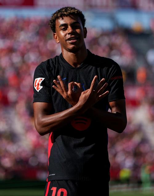 国足U22战乌兹别克首发站位：阵型4-4-2，蒯纪闻搭档朱鹏宇（U22国足迎战乌兹别克首发出炉：4-4-2阵型，蒯纪闻携手朱鹏宇）