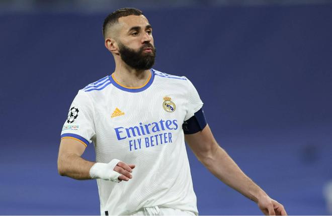 NBA：湖人遭遇惨败 浓眉受困犯规困扰